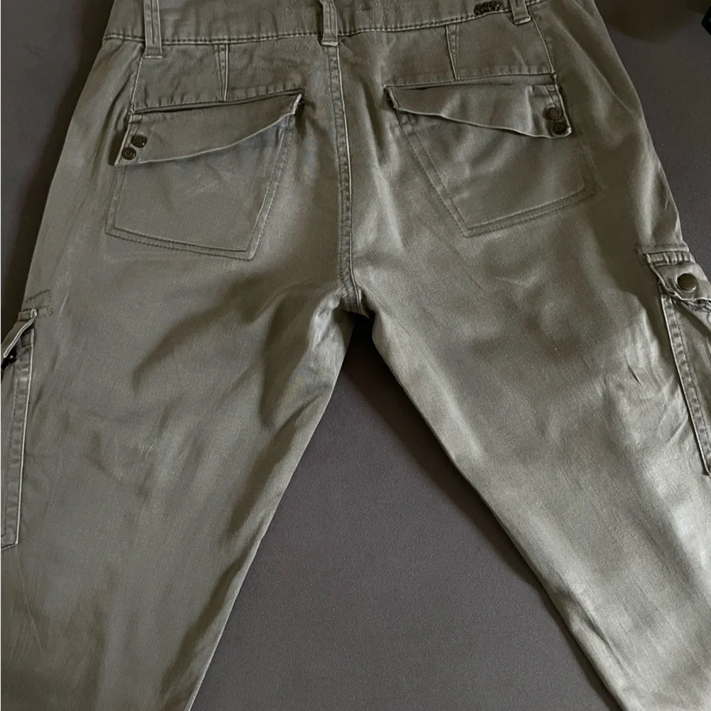 Jolt Green Cargo Pants - Picture 6 of 10